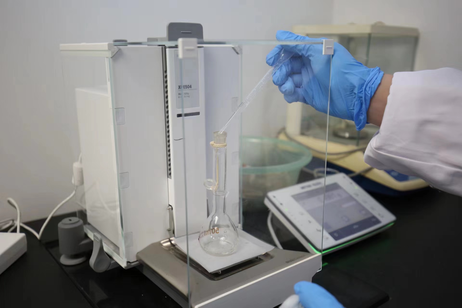 �z�y�O(sh��)��